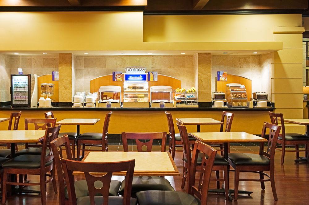 Holiday Inn Express Hotel & Suites Irving Dfw Airport North By Ihg Экстерьер фото
